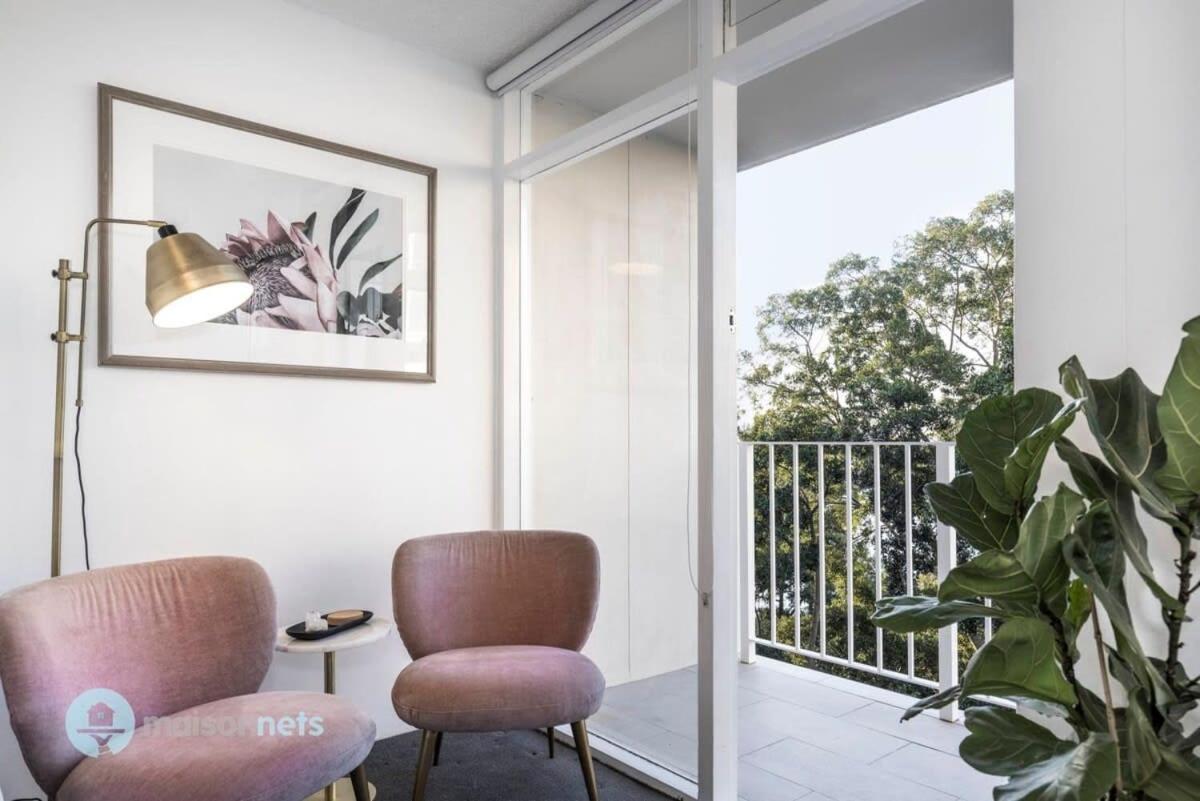Studio Apt With Parking Balcony & Water Views Sydney Exterior photo